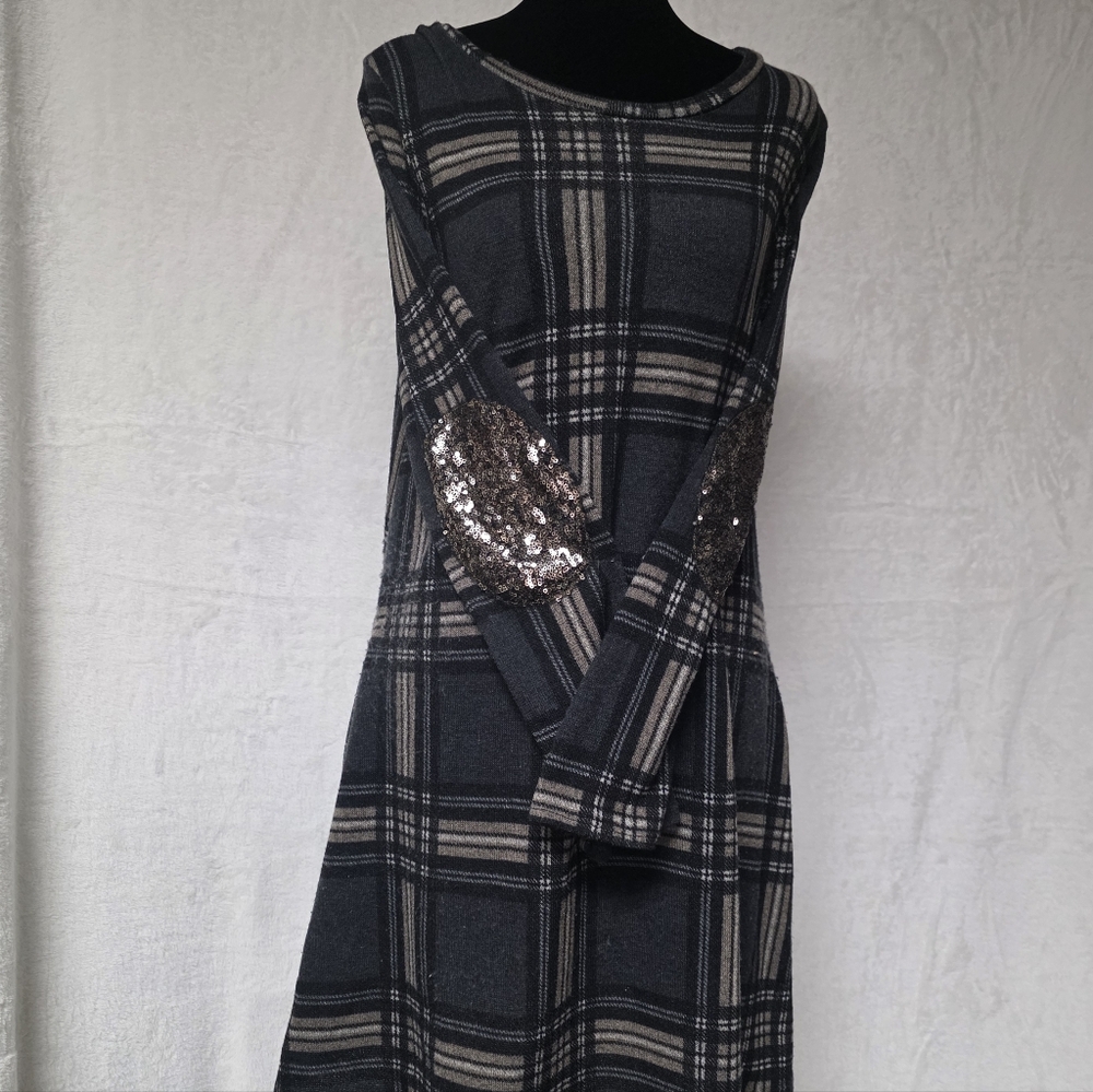Plaid Long Sleeve Dress with Sequin Elbow Patches Scoop Neck Super Soft Size Med